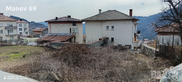 Продавам парцел в гр.Смолян. ☀️, снимка 2 - Парцели - 53627896