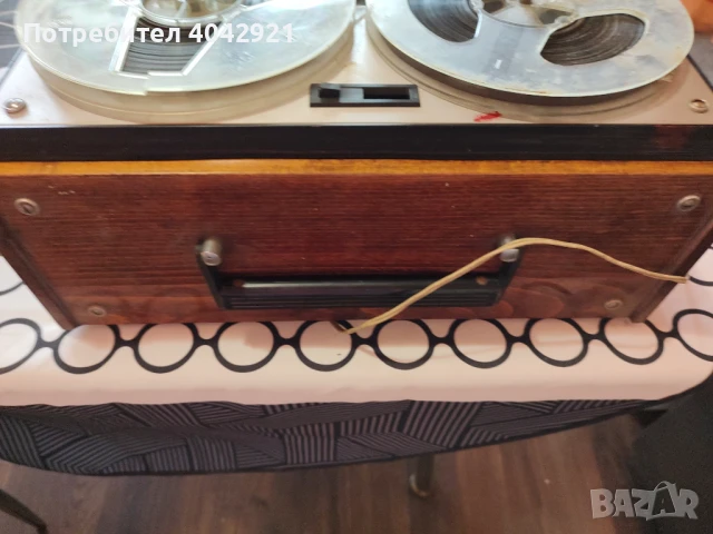 Ретро магнетофон Юпитер , снимка 4 - Други музикални жанрове - 50743126