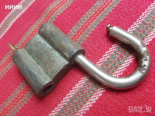 Масивен кофар катинар Изгрев , снимка 2 - Антикварни и старинни предмети - 53400632