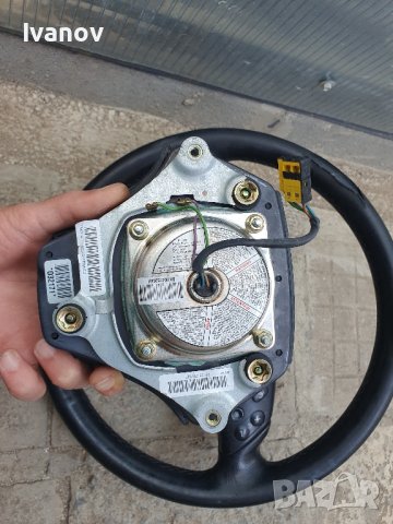 Трилъчев мултиволан с Airbag волан за бмв е46 bmw e46 MFL Steering Wheel 32346753943 32341095767, снимка 9 - Части - 42063191