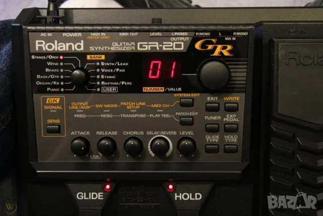 Синтезатор за китара Roland GR20 пълен комплект - машина,Миди адаптер с бокс, 13 пинов кабел,адаптер, снимка 7 - Китари - 55846606