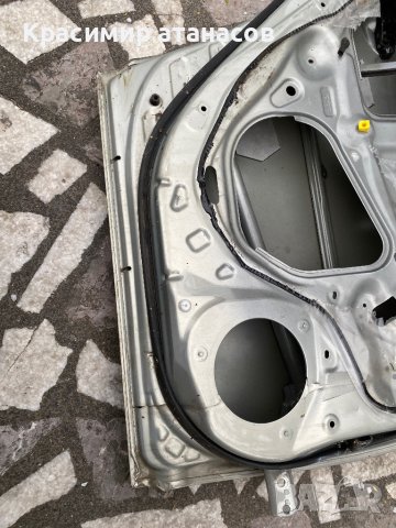 Врата Задна лява за Тойота Авенсис Т25.2003-2008г.седан, снимка 6 - Части - 40405711