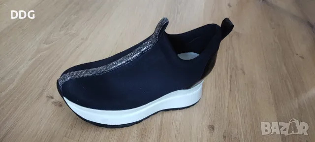 Сникерси, снимка 4 - Маратонки - 50066642