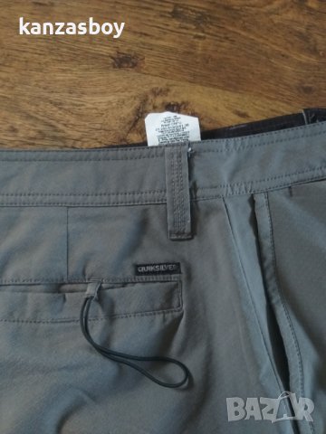 quiksilver - страхотни мъжки панталони , снимка 7 - Спортни дрехи, екипи - 41717069