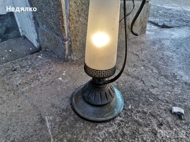 Стара бронзова електрическа лампа,работеща , снимка 2 - Антикварни и старинни предмети - 49119043