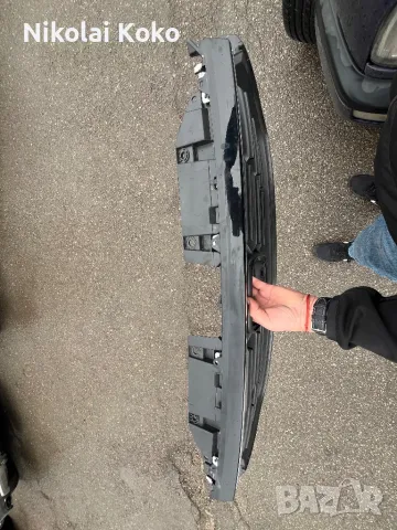 Предна решетка за Honda c-rv, снимка 3 - Части - 48833168