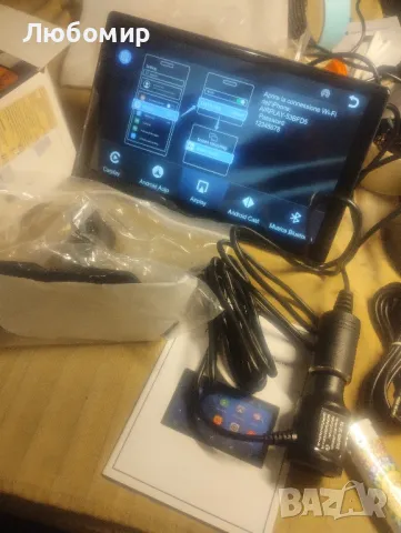 9-инчов HD преносим Touch Smart 2.5D Car Play настолен монитор CarPlay Android, снимка 4 - Навигация за кола - 48758539