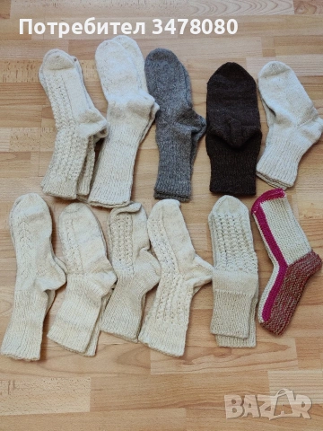 Ръчно плетени нови вълнени чорапи 