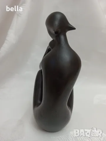 ИЗКЛЮЧИТЕЛНО РЯДКА ПОРЦЕЛАНОВА ФИГУРА ЧЕРЕН ПОРЦЕЛАН ,ЖЕНА-ROYAL DUX BOHEMIA, снимка 5 - Антикварни и старинни предмети - 49305424