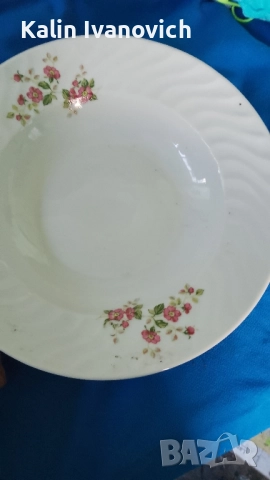 4 порцеланови чинии дълбоки , снимка 4 - Чинии - 52492713