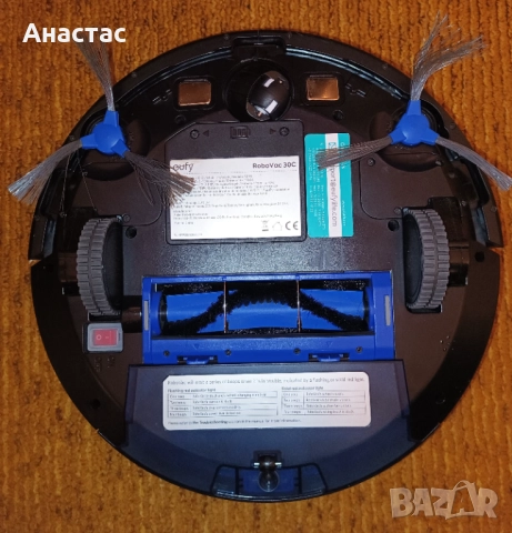 Продавам  прахосмукачка Eufy RoboVac 30C !, снимка 3 - Прахосмукачки - 52974325