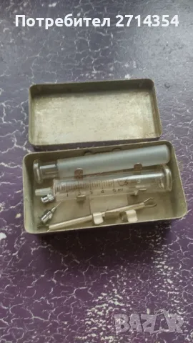 Стари стъклени спринцовки и игли , снимка 3 - Антикварни и старинни предмети - 49355437