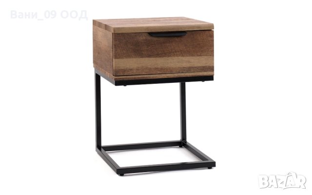 Практично нощно шкафче