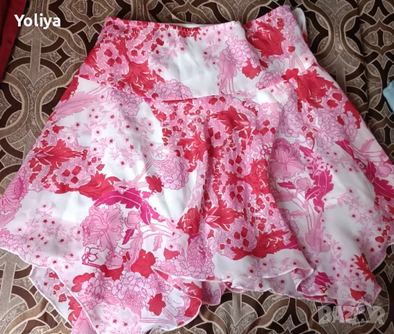 Дамска или детска поличка, снимка 3 - Детски рокли и поли - 51160642