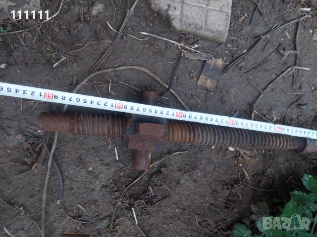 Винт голям с голяма гайка става за скоба за вадене на ризи,  лагери и за други неща , снимка 7 - Други инструменти - 52881470