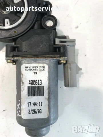 Мотор за прозорец на предна дясна врата за Jeep Cherokee (2002-2008) 400613, 55360030AH, снимка 2 - Части - 53571278