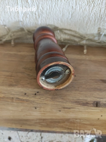 Дървена мелничка за пипер, сол, подправки., снимка 10 - Декорация за дома - 52421980