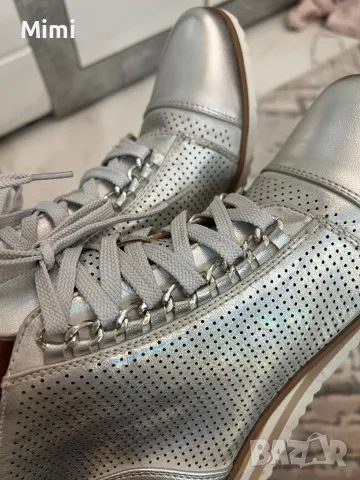 Нови!!!Перфорирани боти сребристи 38, снимка 9 - Дамски боти - 50424429