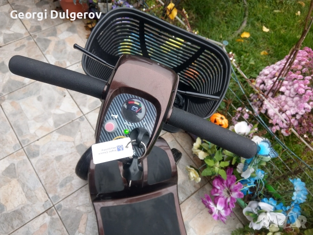 Електрическа четириколка, снимка 2 - Инвалидни скутери - 52580121