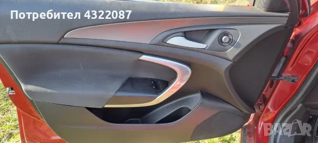 Opel Insignia 2.0 CDTI, снимка 13 - Автомобили и джипове - 48621063