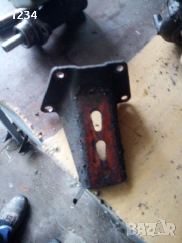 Iveco daily стойка за двигател, снимка 2 - Части - 40447237