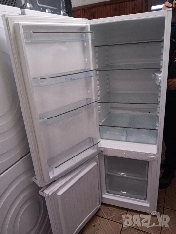 Комбиниран хладилник с фризер Миеле Miele с 2 години гаранция!, снимка 9 - Хладилници - 53001887