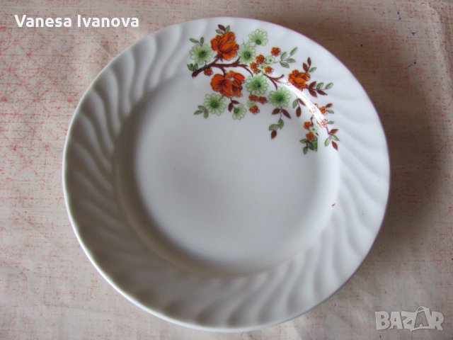 Чинии за допълване порцелан по 3 лв., снимка 11 - Чинии - 34469181