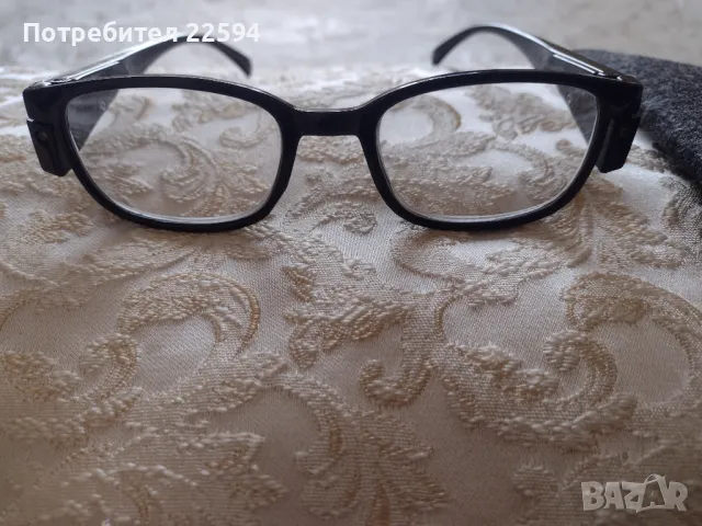 Диоптрични очила за четене /+3.0 / с LED осветление, снимка 3 - Слънчеви и диоптрични очила - 49783178