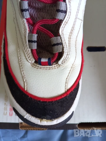 Женски маратонки Tommy Hilfiger / Tommy Jeans- 41 номер, снимка 11 - Маратонки - 53460157