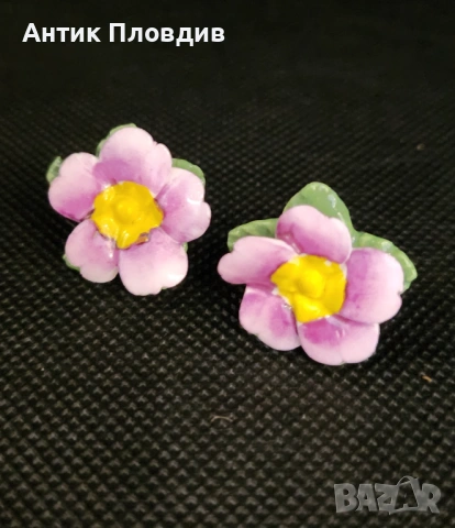 Винтидж обеци с розови цветя – нежно флорално бижу, снимка 2 - Антикварни и старинни предмети - 53719384