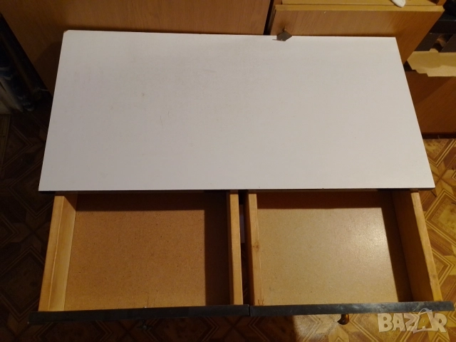 Шкаф като нов, запазен и много здрав, снимка 2 - Шкафове - 52718835