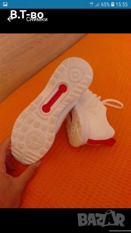 Adidas бели маратонки, снимка 6 - Маратонки - 34328008
