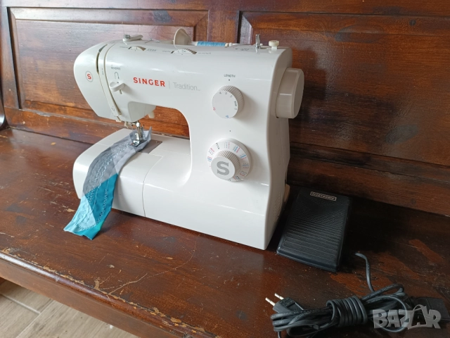 Шевна машина SINGER , снимка 5 - Шевни машини - 52571184