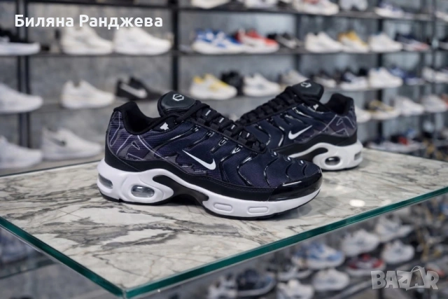  Дамски маратонкиNike Air Max  Plus , снимка 8 - Маратонки - 53749731
