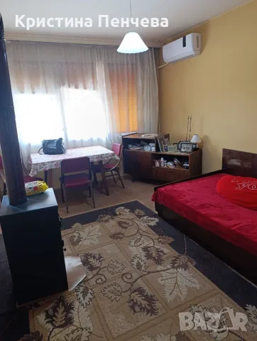 🏠 ПРОДАВА СЕ ПРОСТОРЕН АПАРТАМЕНТ С ГАРАЖ – ЦЕНТЪР, ГР. ОМУРТАГ , снимка 6 - Апартаменти - 55898419