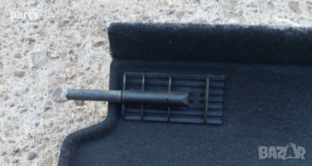 Кора Багажник Форд Фокус Мк1 (3) - 98ABA46506AL N, снимка 5 - Части - 44380301