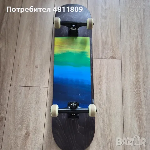 Скейтборд почти нов, снимка 2 - Скейтборд, ховърборд, уейвборд - 55890727