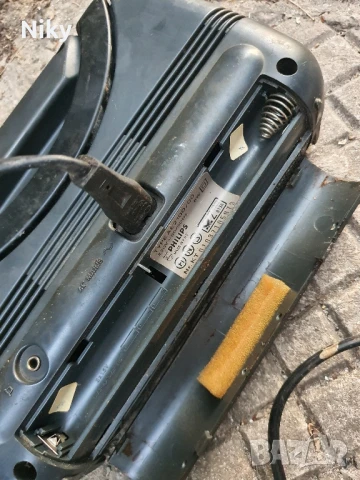 Радио Philips , снимка 7 - Радиокасетофони, транзистори - 51344245