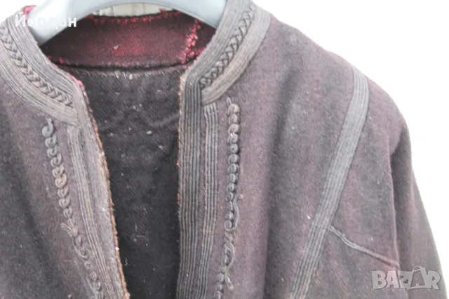 Черен вълнено   елече с гайтани, снимка 4 - Антикварни и старинни предмети - 50404210