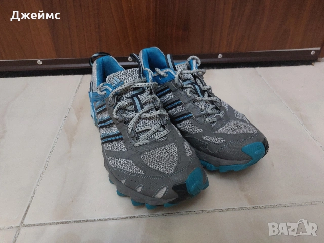 Маратонки Adidas 41,1/3, снимка 2 - Маратонки - 53742900