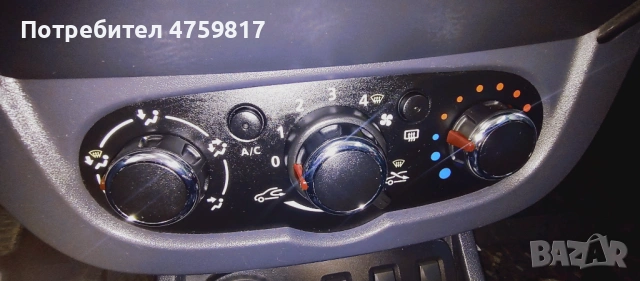 2017 Dacia Duster Laureate SCe, 1.6i\LPG, 115 hp, 4WD, 6 скорости, снимка 14 - Автомобили и джипове - 53772794