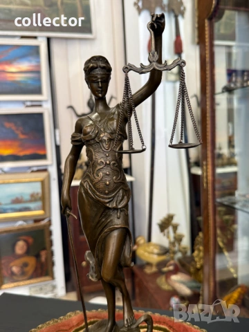 Дизайнерска бронзова скулптура на Темида. №7907, снимка 2 - Антикварни и старинни предмети - 53648670