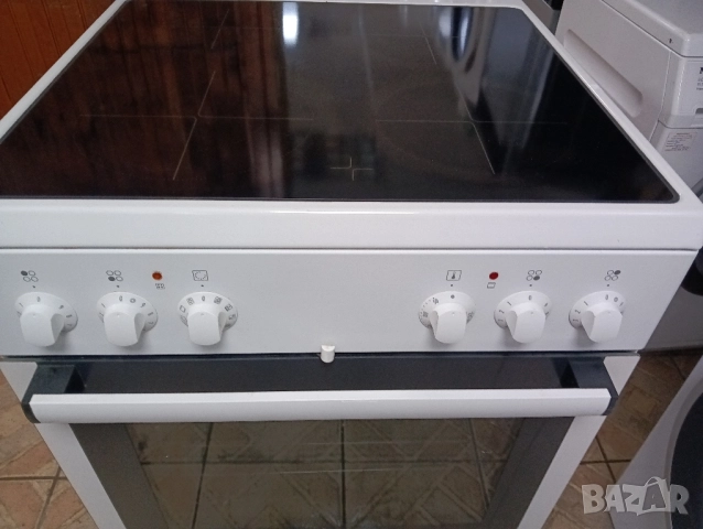 Свободно стояща печка с керамичен плот Gorenje с две години гаранция!, снимка 5 - Печки, фурни - 52082748