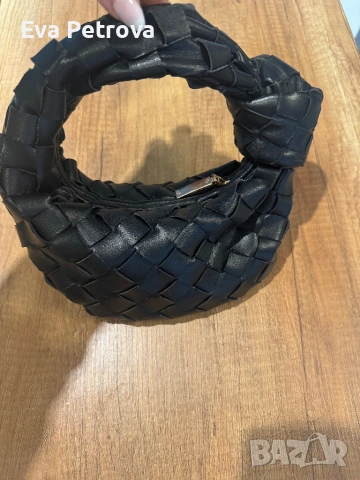 Дамска чанта мини по модел на Bottega Veneta Jodie, снимка 7 - Чанти - 53045616