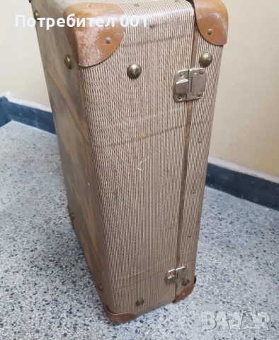 Стар дървен куфар, снимка 5 - Антикварни и старинни предмети - 50716743
