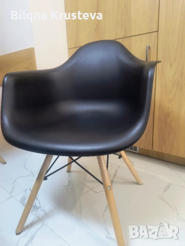 Комплект 4 броя столове 