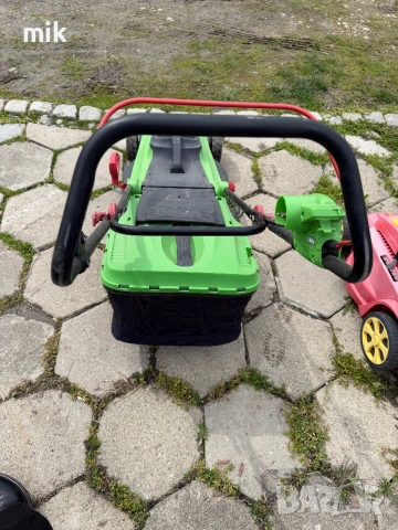 Електрическа косачка с кош 1800W, снимка 4 - Градинска техника - 53873654