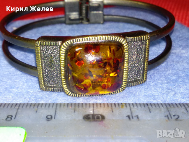 БРОНЗИРАНА ВИНТИДЖ АРТ ГРИВНА от БЛАГОРОДНА СТОМАНА с ТОПЕН КЕХЛИБАР / КАТАЛИН 44194, снимка 3 - Гривни - 44756056