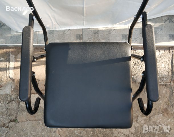 Продавам Комбиниран стол за тоалет и баня, кожен, черен, снимка 3 - Тоалетни столове - 42514247