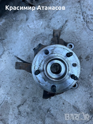 Шенкел главина преден десен за Шевролет каптива 2.0 CDTI. 150кс. 4X4. 